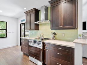 58 Ironwood Way N, Palm Beach Gardens FL 33418
