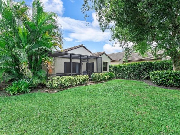 58 Ironwood Way N, Palm Beach Gardens FL 33418
