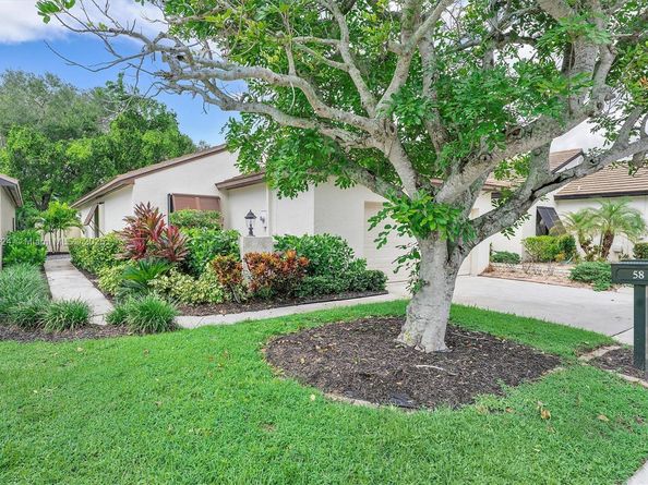 58 Ironwood Way N, Palm Beach Gardens FL 33418