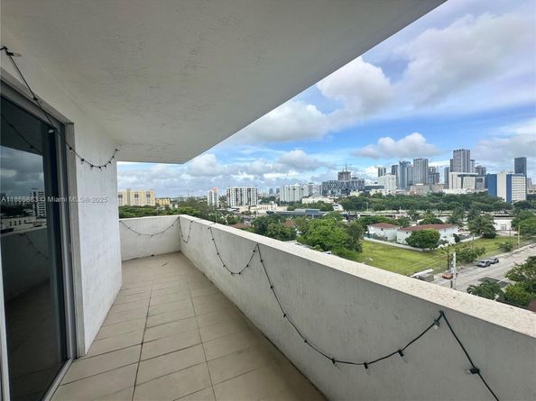 36 NW 6th Ave 806, Miami FL 33128