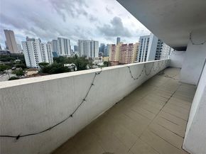 36 NW 6th Ave 806, Miami FL 33128