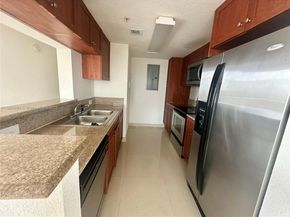 36 NW 6th Ave 806, Miami FL 33128