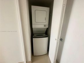 36 NW 6th Ave 806, Miami FL 33128
