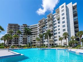 2900 NE 14th St Cswy 402, Pompano Beach FL 33062