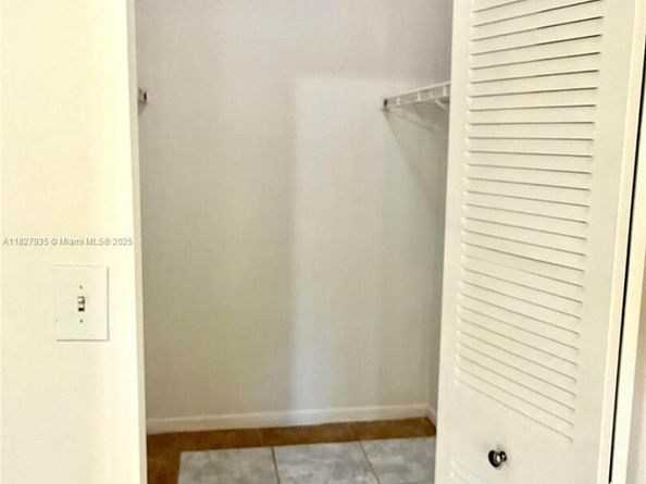 2331 NW 96th Ter 17F, Pembroke Pines FL 33024