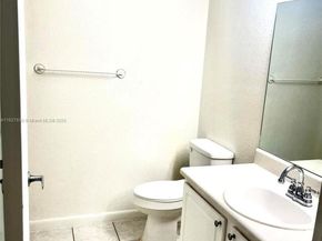 2331 NW 96th Ter 17F, Pembroke Pines FL 33024