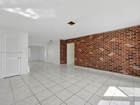 1919 NW 38th St, Oakland Park FL 33309