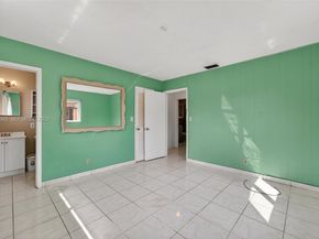 1919 NW 38th St, Oakland Park FL 33309