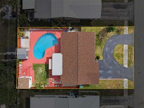 1919 NW 38th St, Oakland Park FL 33309