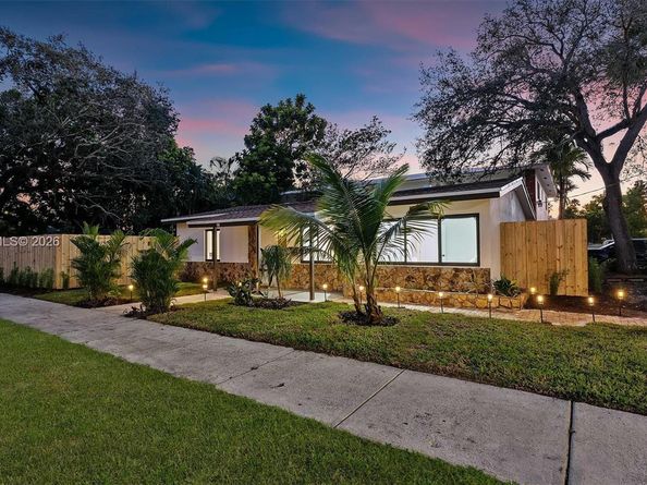 1101 SW 19th Ave, Fort Lauderdale FL 33312