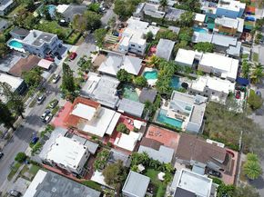 1727 SW 11th Ter, Miami FL 33135