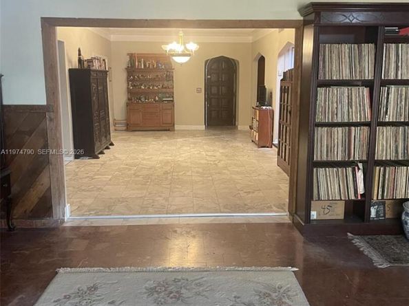 1727 SW 11th Ter, Miami FL 33135