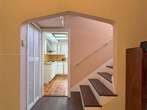 1727 SW 11th Ter, Miami FL 33135