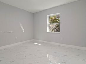 1721 NW 51st St, Miami FL 33142