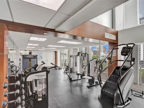 31 SE 5th St 4112, Miami FL 33131