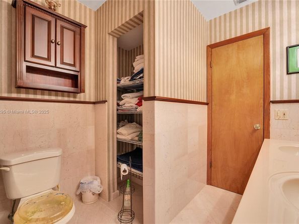 11325 SW 109th Ave, Miami FL 33176