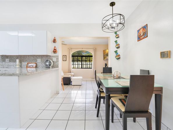 11325 SW 109th Ave, Miami FL 33176