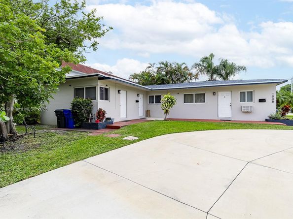 1508 E Garfield St, Hollywood FL 33020