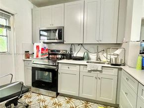 1508 E Garfield St, Hollywood FL 33020