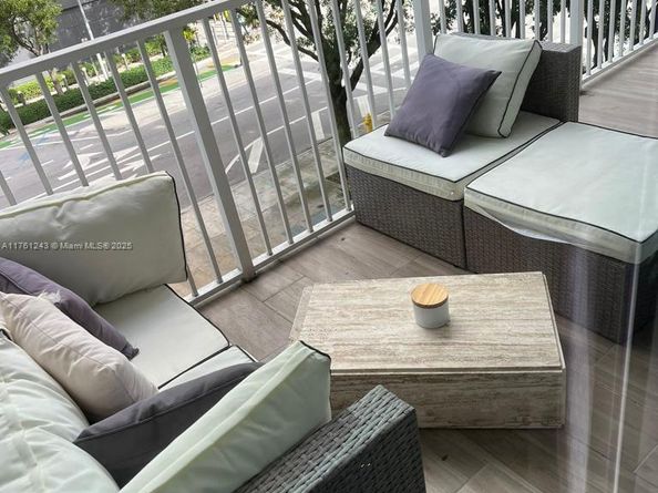 800 N Miami Ave E405, Miami FL 33136