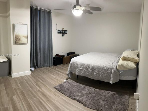 800 N Miami Ave E405, Miami FL 33136