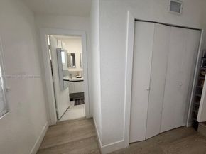 6404 Meade St, Hollywood FL 33024