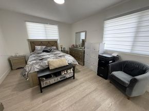 6404 Meade St, Hollywood FL 33024