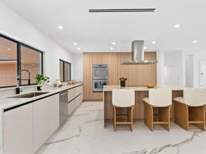 19731 NE 24th Ave, Miami FL 33180
