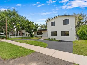 19731 NE 24th Ave, Miami FL 33180