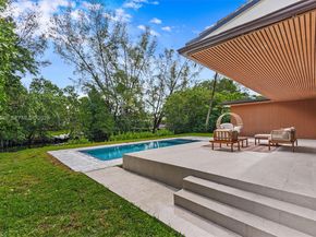 19731 NE 24th Ave, Miami FL 33180