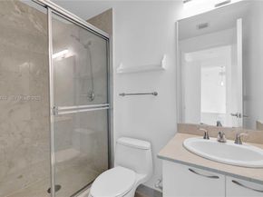 3131 NE 188th St 21005, Aventura FL 33180