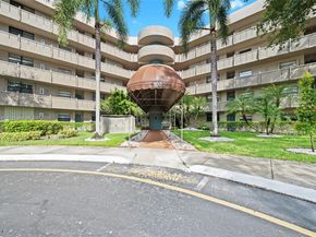 900 Colony Point Cir 414, Pembroke Pines FL 33026