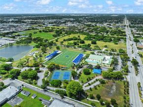 6965 NW 21st Ct, Miami FL 33147