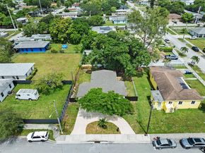 6965 NW 21st Ct, Miami FL 33147