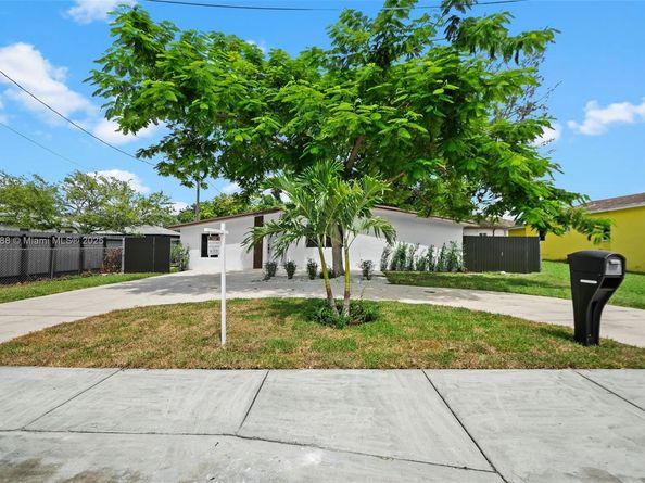 6965 NW 21st Ct, Miami FL 33147