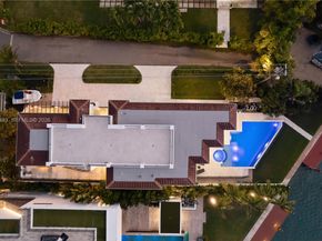919 92nd St, Surfside FL 33154