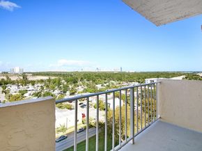 2350 NE 135th St 1111, North Miami FL 33181