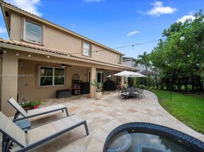 4309 W Whitewater Ave, Weston FL 33332