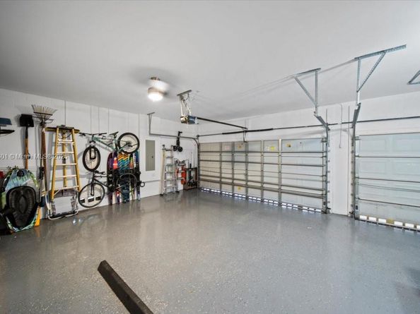 4309 W Whitewater Ave, Weston FL 33332