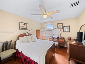 4309 W Whitewater Ave, Weston FL 33332