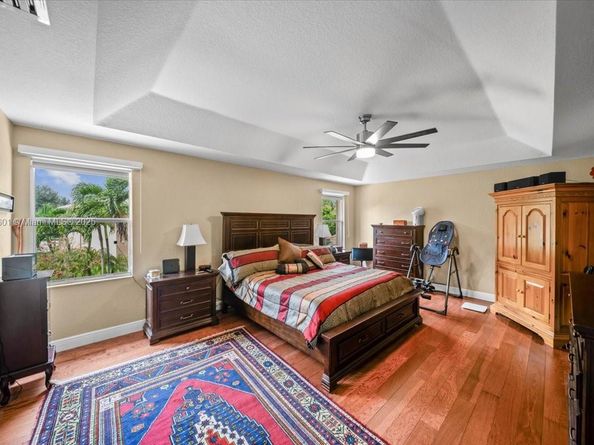4309 W Whitewater Ave, Weston FL 33332