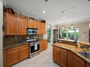 4309 W Whitewater Ave, Weston FL 33332