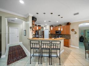 4309 W Whitewater Ave, Weston FL 33332
