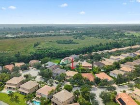 4309 W Whitewater Ave, Weston FL 33332