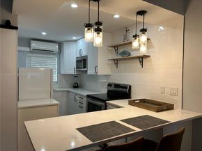 2508 Bay Dr 12, Pompano Beach FL 33062