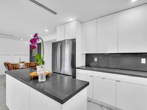 440 SE 8th Ave, Pompano Beach FL 33060