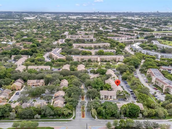 4514 NW 20th St 477, Coconut Creek FL 33066