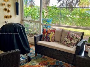 271 Duval Ct, Weston FL 33326