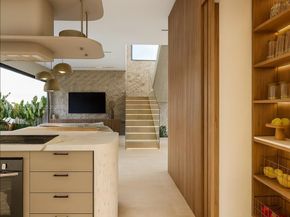 349 Walnut St, Hollywood FL 33019