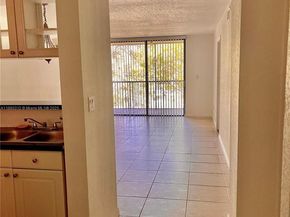 6800 Cypress Rd 408, Plantation FL 33317